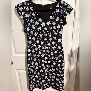 😍Tommy Hilfiger Black Floral Dress Size 6